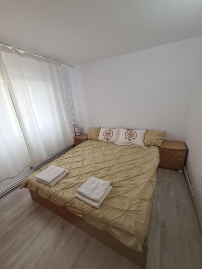 Apartament 2 Camere Etaj 4 Din 4 Крайова Экстерьер фото